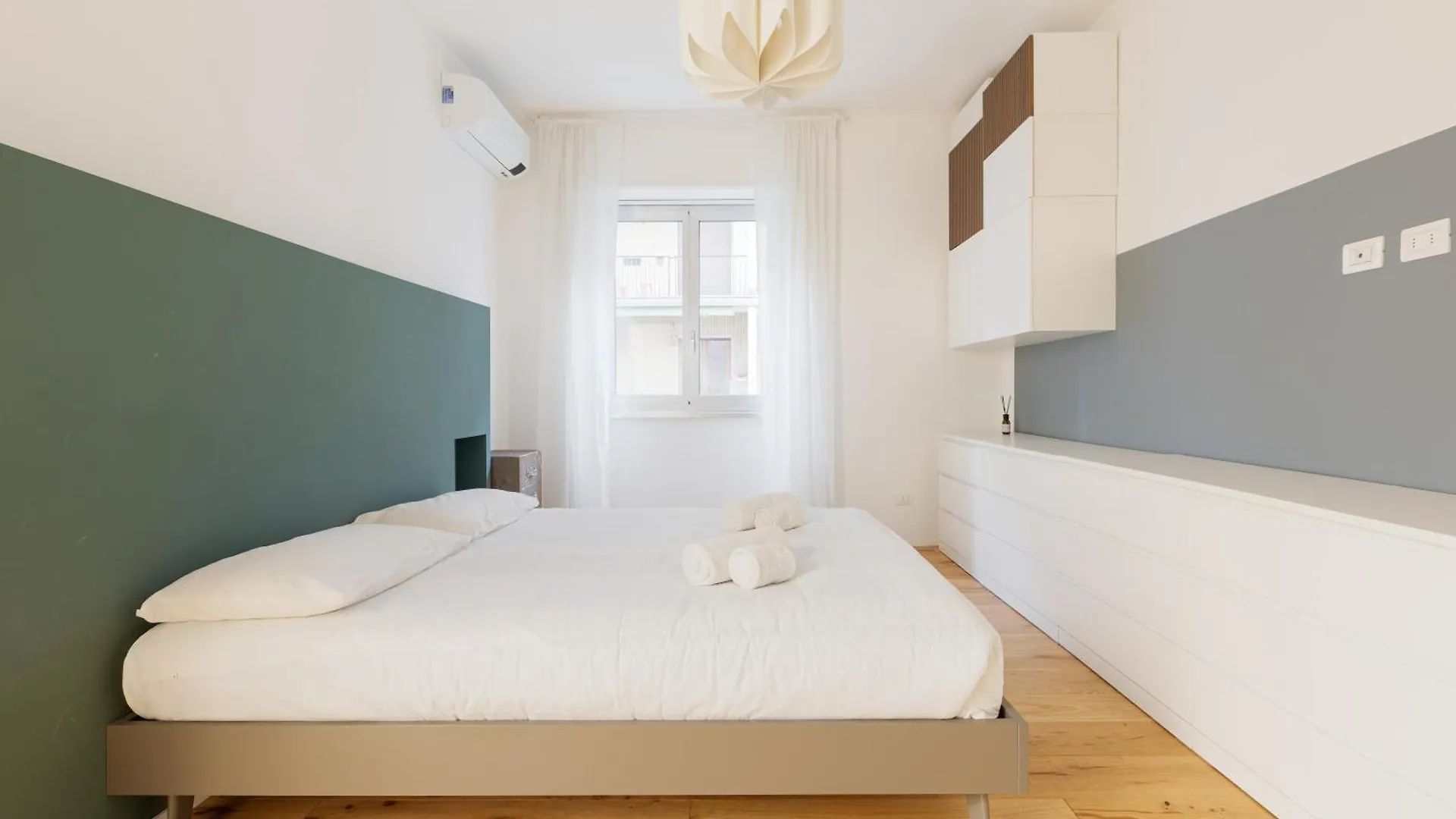 Brand New Apt With Balcony Milan Apartment